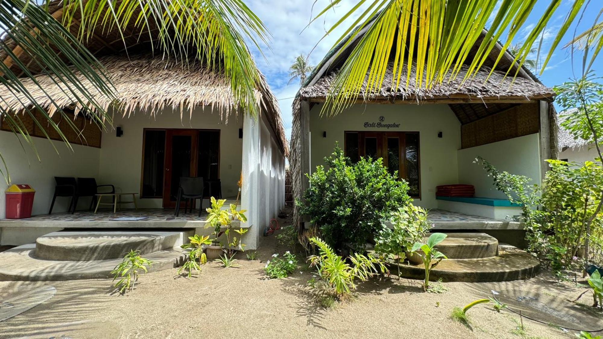 Footprints Beach Resort Agpudlos Ngoại thất bức ảnh