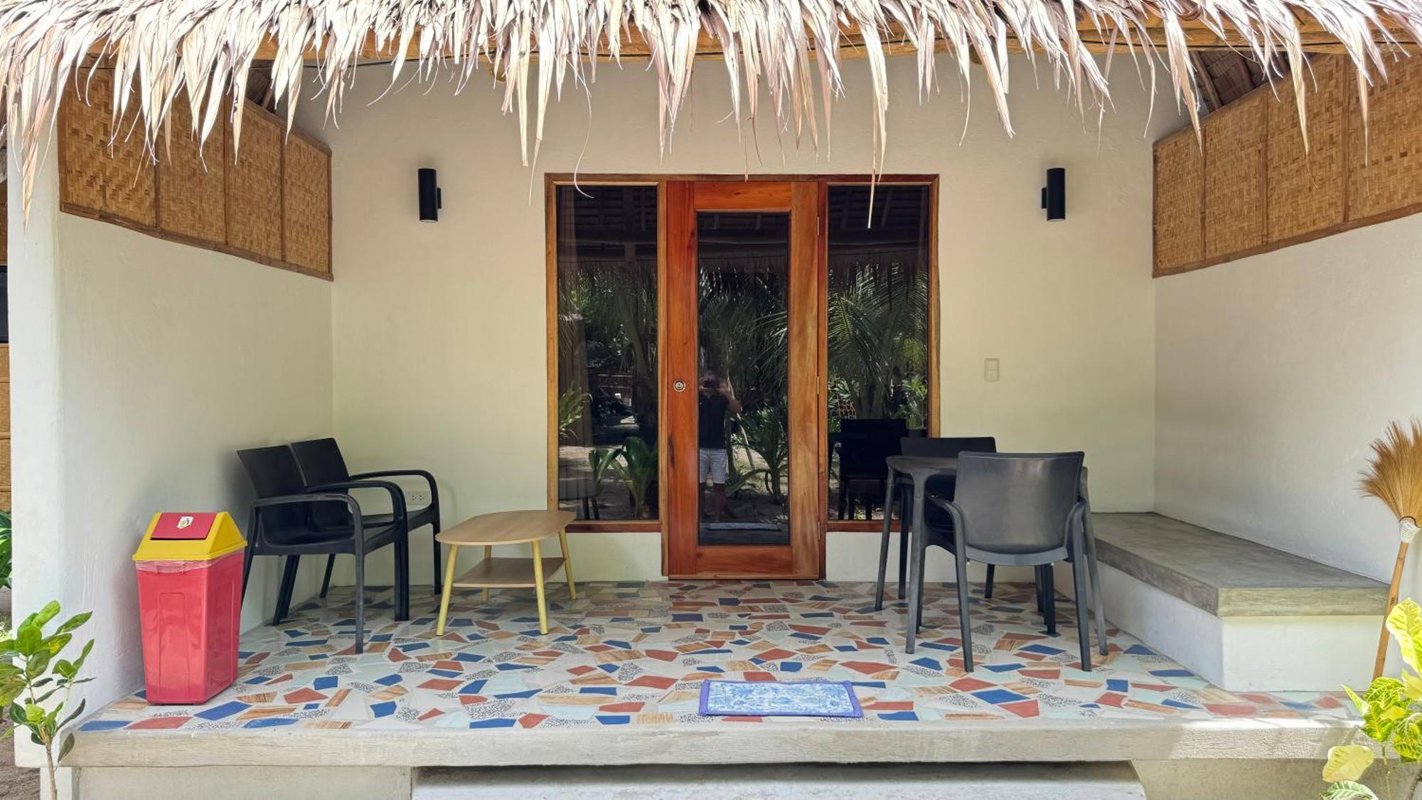 Footprints Beach Resort Agpudlos Ngoại thất bức ảnh