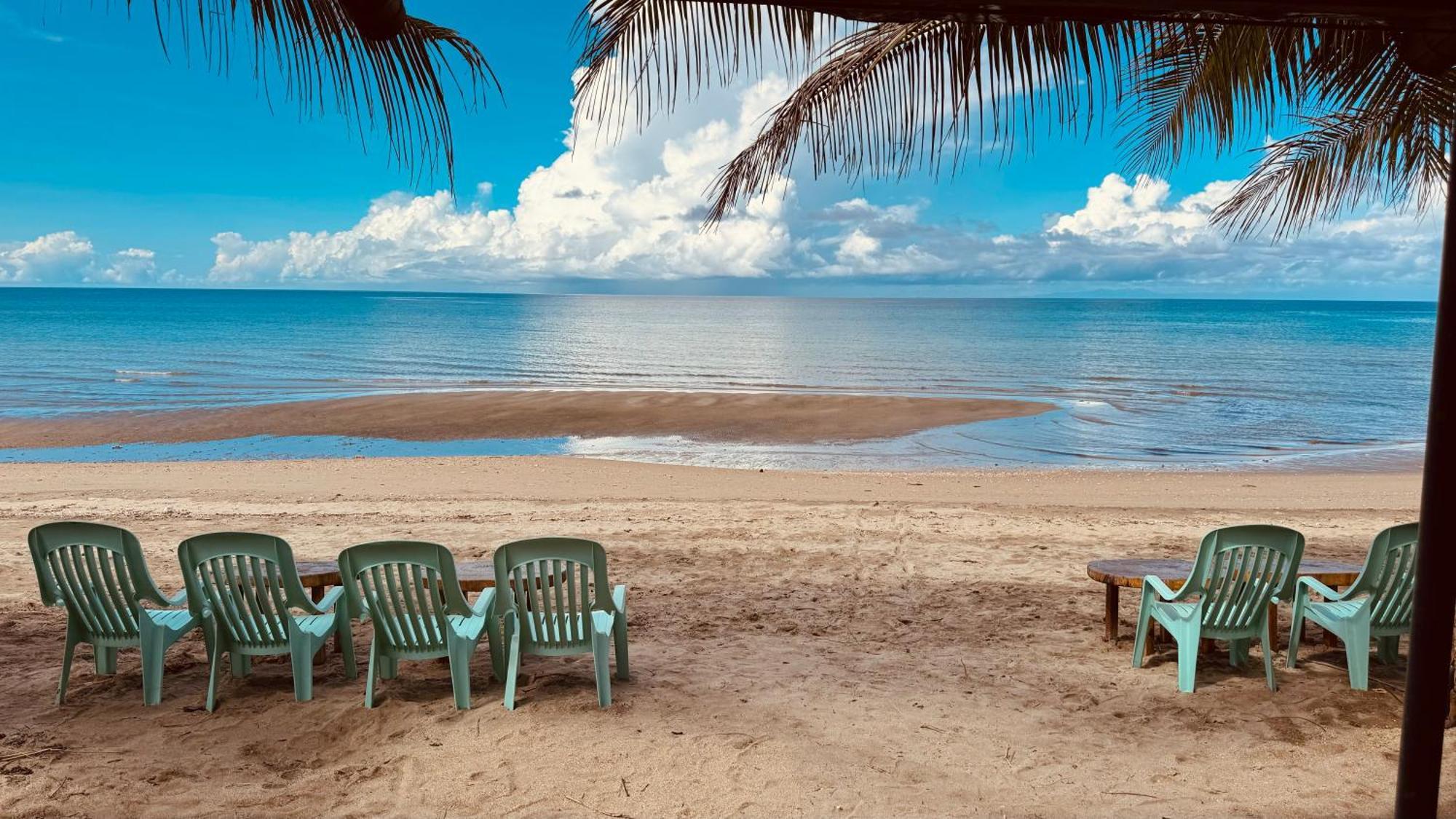 Footprints Beach Resort Agpudlos Ngoại thất bức ảnh