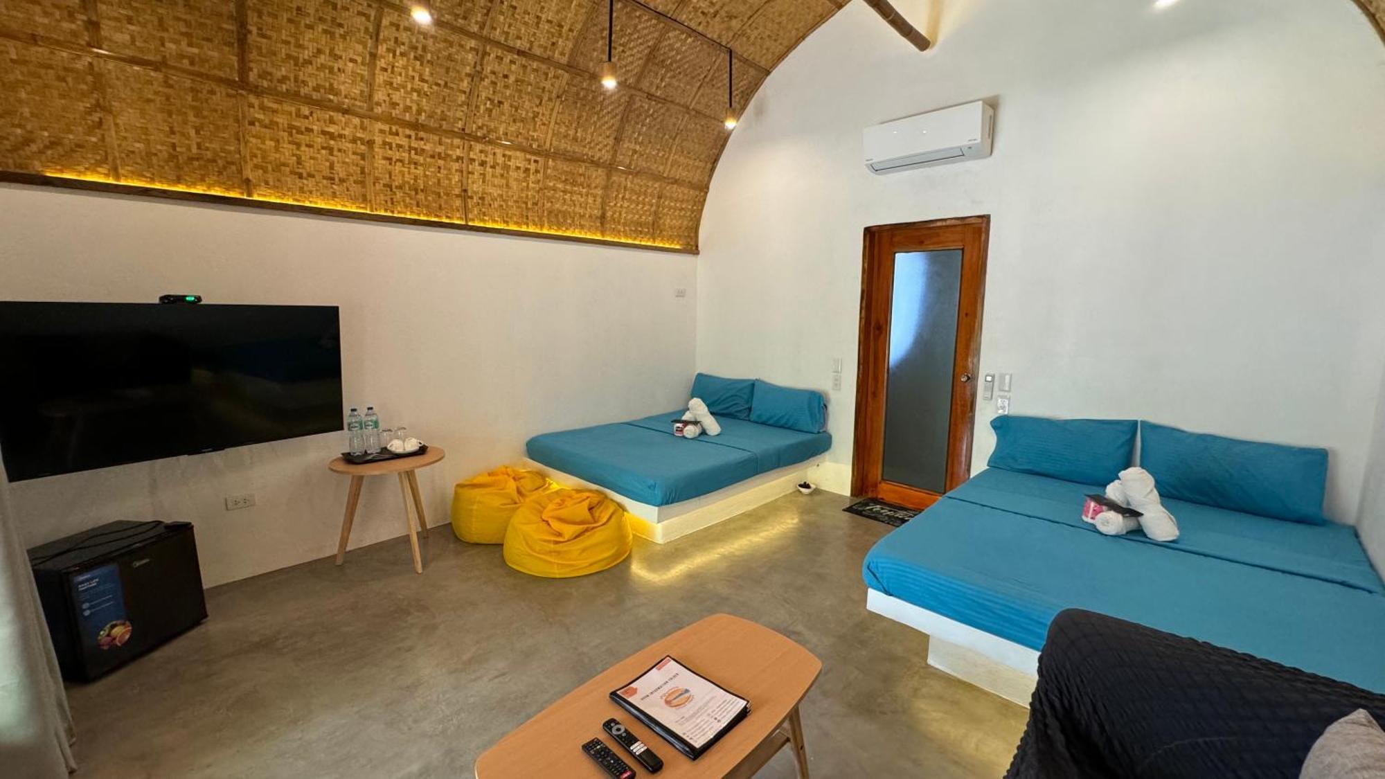 Footprints Beach Resort Agpudlos Ngoại thất bức ảnh