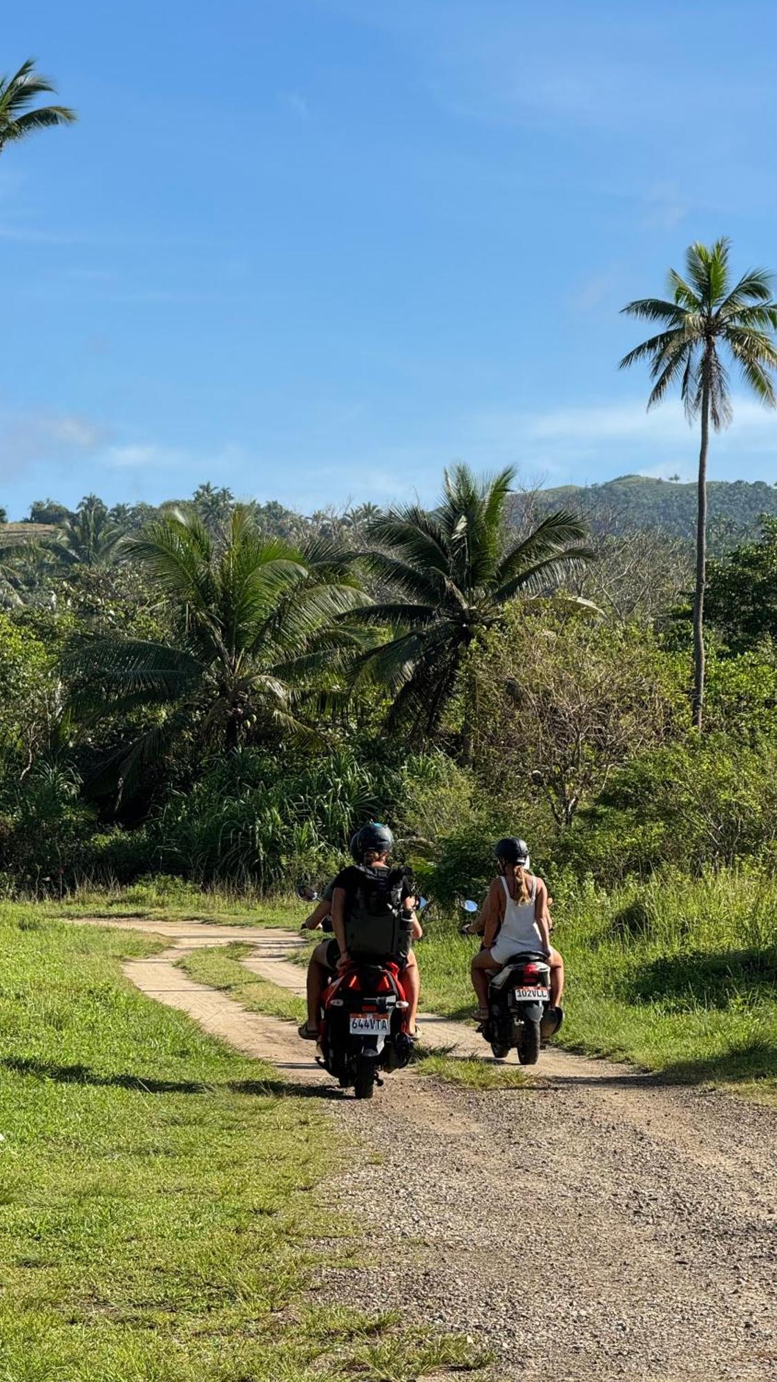 Footprints Beach Resort Agpudlos Ngoại thất bức ảnh