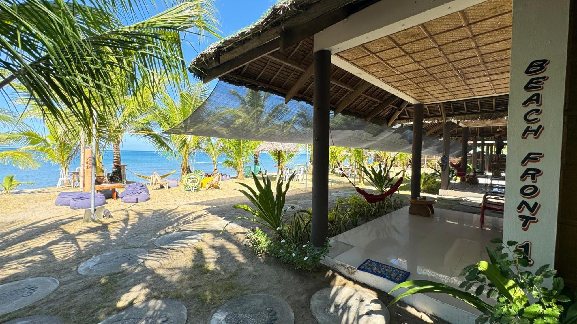 Footprints Beach Resort Agpudlos Ngoại thất bức ảnh