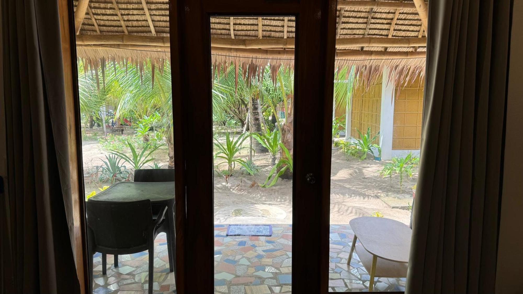 Footprints Beach Resort Agpudlos Ngoại thất bức ảnh